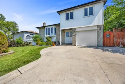 18 Greenbriar Road, Brampton, On L6s 1v9
