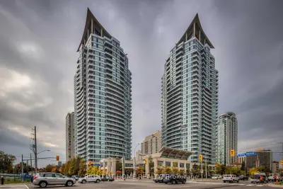 Condo Apartment in Mississauga