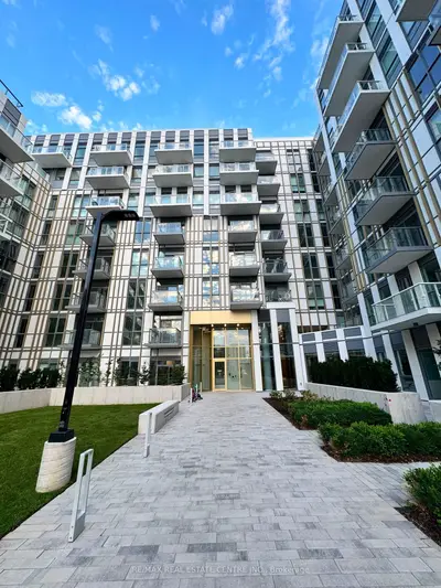 Condo Apartment in Oakville