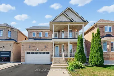 26 Mauve Drive, Brampton, On L6p 2m8