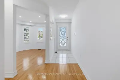 26 Mauve Drive, Brampton, On L6p 2m8