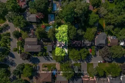 29 Mattice Road, Toronto, On M9a 1e5