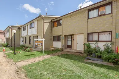 336 Fleetwood Crescent, Brampton, On L6t 2e7