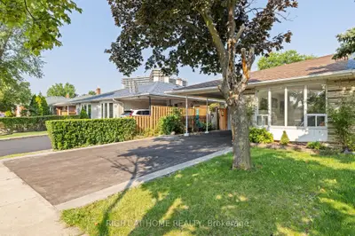 1147 Saturnia Crescent, Mississauga, On L4y 2m2