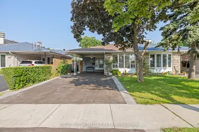 1147 Saturnia Crescent, Mississauga, On L4y 2m2