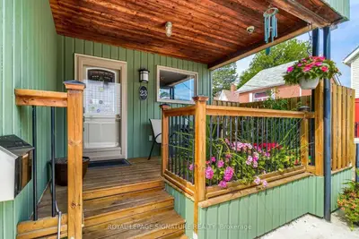 23 Abbs Street, Toronto, On M6k 1m5