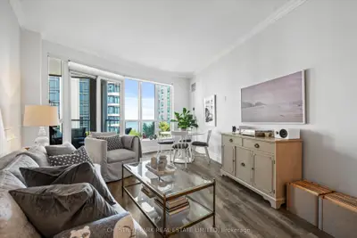 2087 Lake Shore Boulevard W 604, Toronto, On M8v 4g3