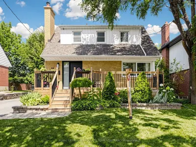 64 Clearbrooke Circle, Toronto, On M9w 2e5