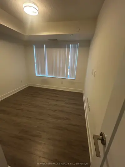 10 Eva Road 1802, Toronto, On M9c 0b3
