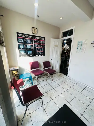 6731 Columbus Road 17/18, Mississauga, On L5t 2m4