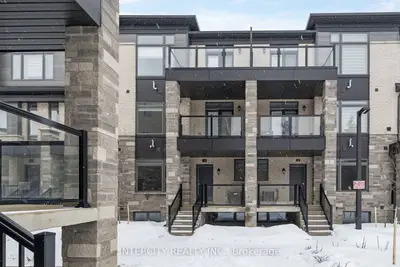 Condo Townhouse in Caledon