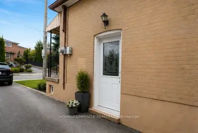 50 Haverson Boulevard, Toronto, On M6m 3j6