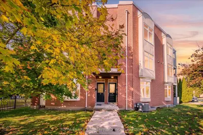 2386 Munn's Avenue Unit E, Oakville, On L6h 6g9