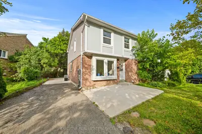 100 Centre Street N, Brampton, On L6v 2z3