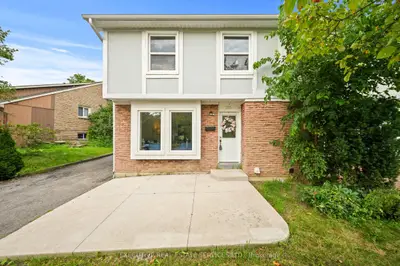 100 Centre Street N, Brampton, On L6v 2z3