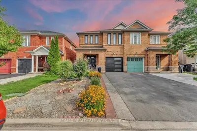 Semi-Detached in Brampton