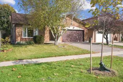 384 Centre Street N, Brampton, On L6v 3l6