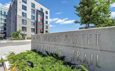 Condo Apartment in Oakville