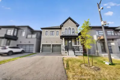 11 Keyworth Crescent, Brampton, On L6r 4e9