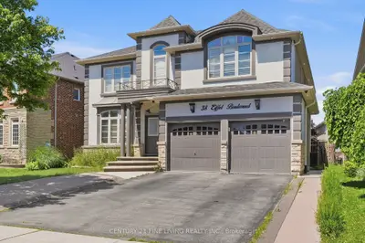 38 Eiffel Boulevard, Brampton, On L6p 1w3