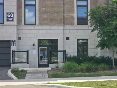 60 Halliford Place 702, Brampton, On L6p 4r1