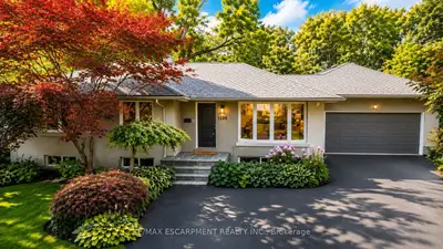 1239 Baldwin Drive, Oakville, On L6j 2w4