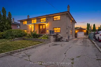 37 St Lucie Drive, Toronto, On M9m 1s9