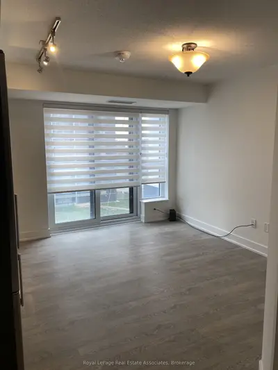7 Mabelle Avenue 603, Toronto, On M5t 0c9