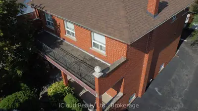 9 Benalto Road, Toronto, On M6a 2r7