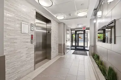1045 Nadalin Heights 309, Milton, On L9t 8r5