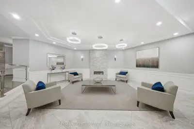 1300 Bloor Street 504, Mississauga, On L4y 3z2
