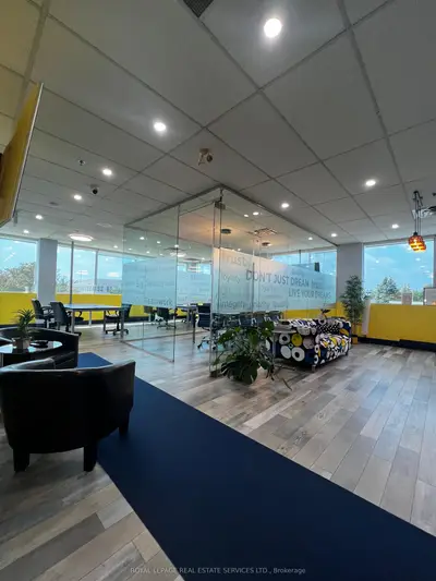 2550 Matheson Boulevard E 215-216, Mississauga, On L4w 4z1