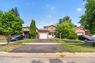 4 Summertime Court, Brampton, On L6z 2b4
