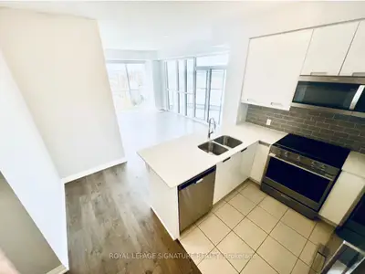 Condo Apartment in Mississauga