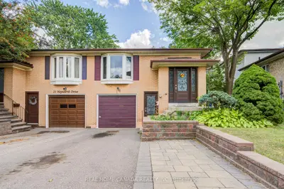 19 Hepworth Drive, Toronto, On M9r 3w1