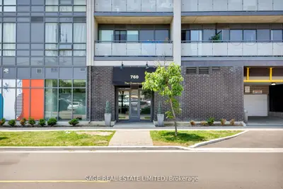 Condo Apartment in Toronto