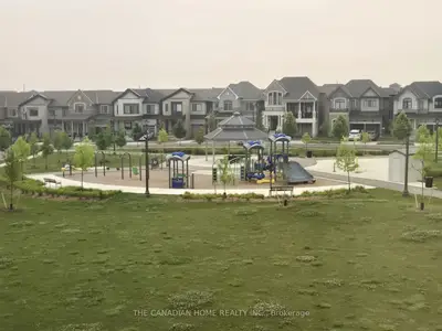 Detached in Oakville