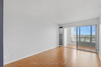 115 Hillcrest Avenue 1614, Mississauga, On L5b 3y9