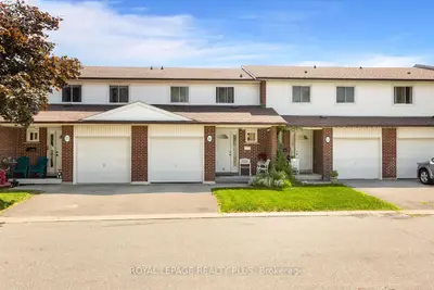 2380 Bromsgrove Road 26, Mississauga, On L5j 4e6