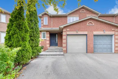 17 Inverhuron Trail, Oakville, On L6h 5z6