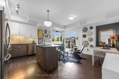128 Garden Drive 203, Oakville, On L6k 0h7