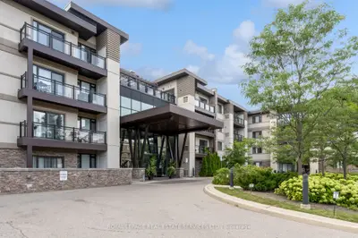 128 Garden Drive 203, Oakville, On L6k 0h7