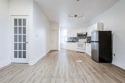 Duplex in Toronto