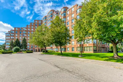 6 Humberline Drive 206, Toronto, On M9w 6x8