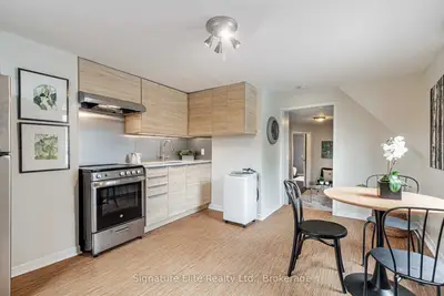 393 Westmoreland Avenue N Upper, Toronto, On M6h 3a6