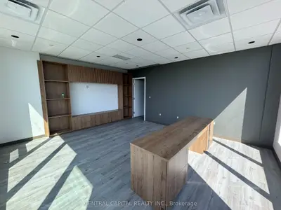 996 Martin Grove Road 327, Toronto, On M9w 4v8