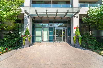 339 Rathburn Road W Ph07, Mississauga, On L5b 0k6