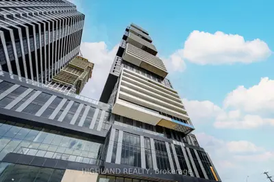 Condo Apartment in Mississauga