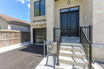 954 Fourth Street, Mississauga, On L5e 1j9