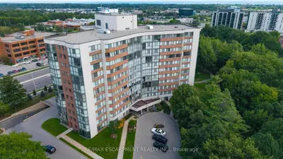 1230 Marlborough Court 202, Oakville, On L6h 3k6